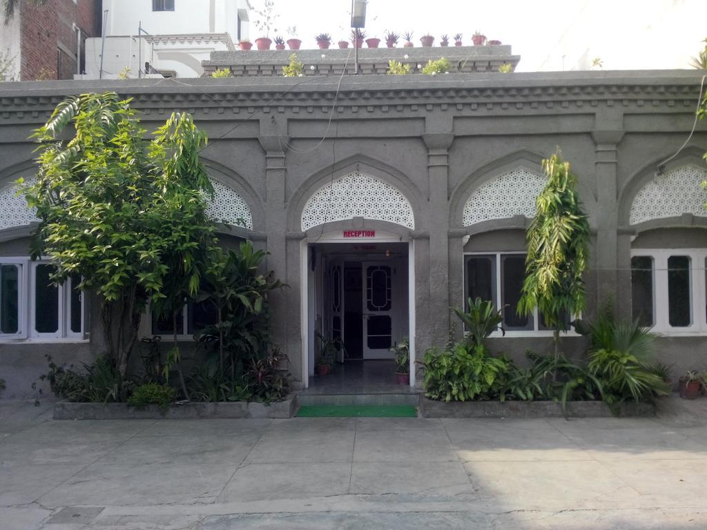 Tourist Guest House أمريتسار المظهر الخارجي الصورة