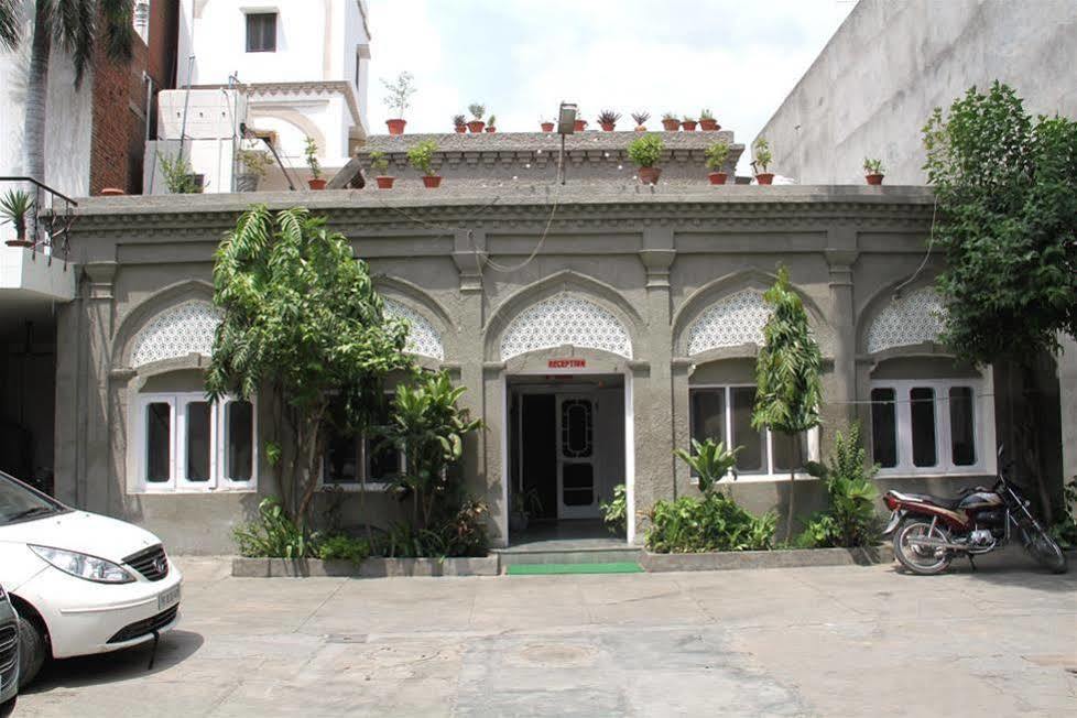 Tourist Guest House أمريتسار المظهر الخارجي الصورة