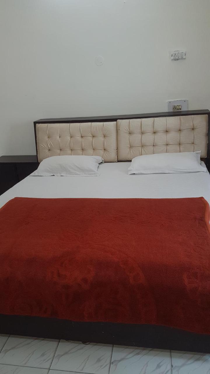 Tourist Guest House أمريتسار المظهر الخارجي الصورة